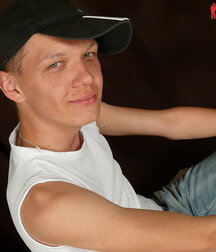 Sven (aka Thomas) naked (with white socks & cap)  jerks off 6278dbe3927fe.jpg