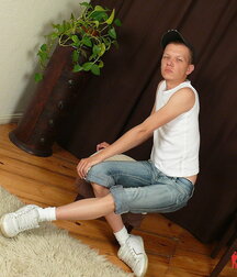 Sven (aka Thomas) naked (with white socks & cap)  jerks off 6278dbfed588c.jpg