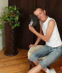 Sven (aka Thomas) naked (with white socks & cap)  jerks off 6278dc037e0fe.jpg