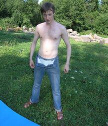  Tolik wanks & cums outdoors boys porn 6278e904883a1.jpg