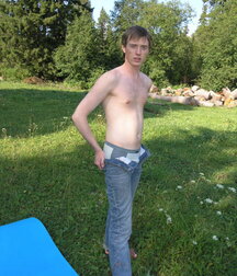  Tolik wanks & cums outdoors boys porn 6278e90c0b1e7.jpg