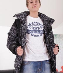 Blond Logan Lech solo on sofa boys porn 627a1eed6fcc0.jpg