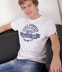 Blond Logan Lech solo on sofa boys porn 627a1f0e6dde3.jpg