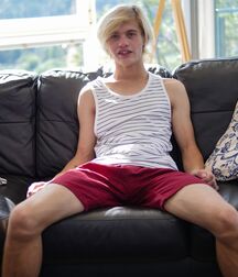 Blond Kyle Polaski solo session twink porn boys 627b6fa6cd384.jpg