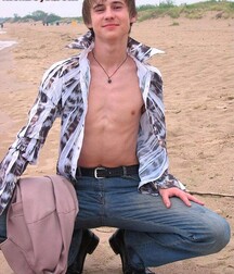 Cute Leon wanks & cums on the beach boys porn 627d242deeb9f.jpg
