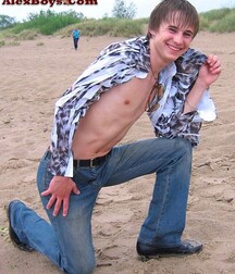 Cute Leon wanks & cums on the beach boys porn 627d243a389ba.jpg