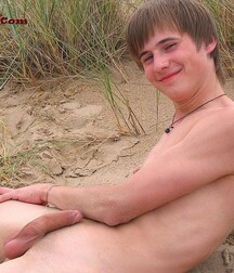 Cute Leon wanks & cums on the beach boys porn 627d251f1fc03.jpg