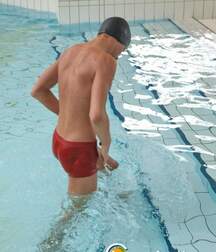 Martin has fun in the pool and even afterwards boys porn 628619d8c8465.jpg