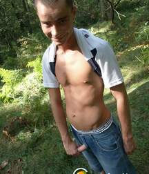 Young Tigerek jerks off in the forest boys porn 62865f7b0db62.jpg
