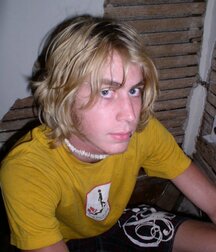 Blond twink jerks off surfer boys porn 62876a8f94e34.jpg