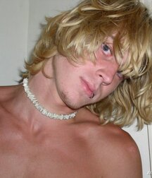Blond twink jerks off surfer boys porn 62876afdddeb9.jpg