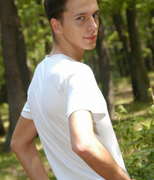 Cute twink Vojta shows off outdoors porn 628e015b10840.jpg