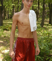 Cute twink Vojta shows off outdoors porn 628e017a1a54f.jpg