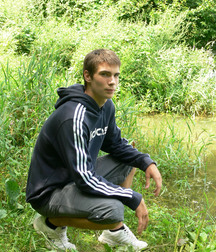 Sexy twink jerks off outdoors boys porn 628f371a3bff7.jpg