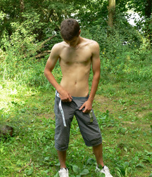 Sexy twink jerks off outdoors boys porn 628f378e3116c.jpg