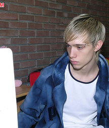 Bond teen Sam shows off & cums boys porn 628f486ba0cf2.jpg