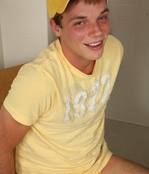 Horny twink Brent solo session boys porn 628f866d44562.jpg