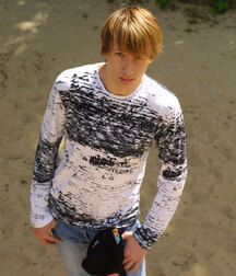 Blond Adrian solo session outdoors & indoor boys porn 62947db3e9e0f.jpg