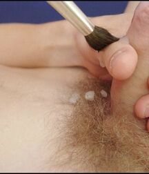Salius' original way of using a brush boys porn 629618ada8f4c.jpg