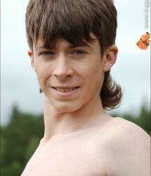 Smiling teen Kir wanks & cums outdoors boys porn 629624bd569da.jpg