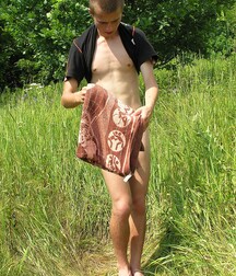 Cute guy Jamie solo session outdoors boys porn 629f226d1e39b.jpg