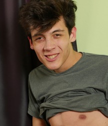 Twink Andy shows off boys porn