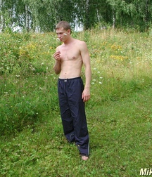 Muscular blond twink solo outdoors gay porn 62a1ba5734c6a.jpg