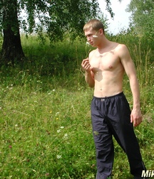 Muscular blond twink solo outdoors gay porn 62a1ba697843d.jpg