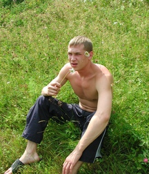 Muscular blond twink solo outdoors gay porn 62a1ba79c946c.jpg