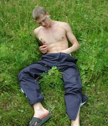Muscular blond twink solo outdoors gay porn 62a1bab52860d.jpg