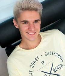 Blond twink Abbey ass plays & jerks off gay porn