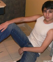 Brunette teen boys porn Benjamin jerks off  62a44bc4ea123.jpg