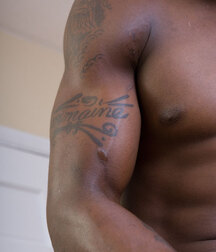 Black hunk JRock shows off boys porn 62a4959149c4a.jpg