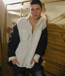 Brunette guy Bertek shows off & gets hot service boys porn 62a60e5db1e1f.jpg
