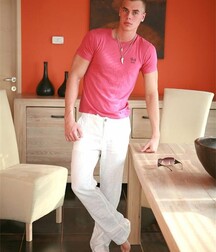 Handsome hunk Bart solo session boys porn 62aa070c8bf1f.jpg
