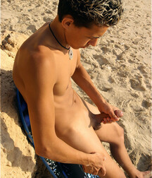Handsome lad Leon solo session at the beach boys porn 62aaf4fd5d114.jpg