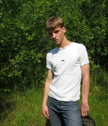 Blond muscular lad jerks off outdoors boys porn 62b0976378cda.jpg