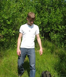 Blond muscular lad jerks off outdoors boys porn 62b09765ba8a3.jpg