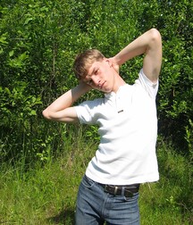 Blond muscular lad jerks off outdoors boys porn 62b09774de42f.jpg