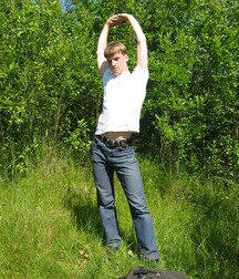 Blond muscular lad jerks off outdoors boys porn 62b0977818979.jpg