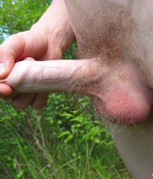 Blond muscular lad jerks off outdoors boys porn 62b0983308706.jpg
