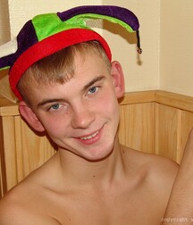 Handsome blond lad Jurij solo session boys porn 62b09d8626ff3.jpg