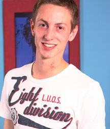 Twink boys porn, skinny and muscular guy, in a solo session 62b483ce29b2f.jpg