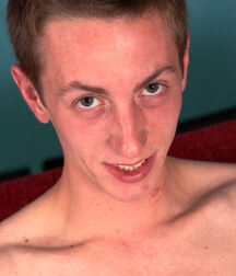 Twink boys porn, skinny and muscular guy, in a solo session 62b484ed3b6bc.jpg