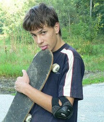 A cute skater teen jerks off outdoors boys porn 62b4895288941.jpg