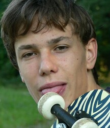 A cute skater teen jerks off outdoors boys porn 62b4896e9dc99.jpg