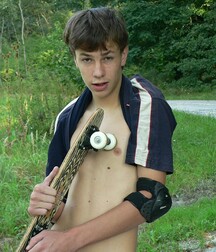 A cute skater teen jerks off outdoors boys porn 62b489d22897c.jpg