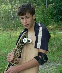 A cute skater teen jerks off outdoors boys porn 62b489d4620e3.jpg