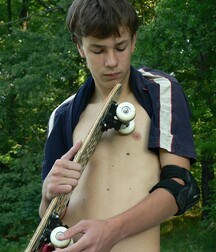 A cute skater teen jerks off outdoors boys porn 62b489dec767f.jpg