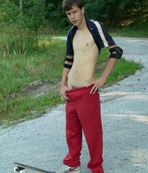 A cute skater teen jerks off outdoors boys porn 62b489e767ffc.jpg